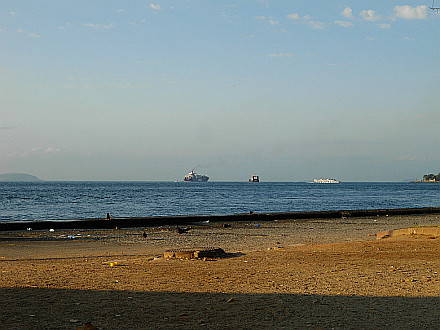 next day morning, good old Istanbul... cargo vessels passing Bosporus Strait
