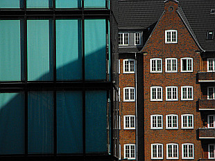 new and old Hamburg