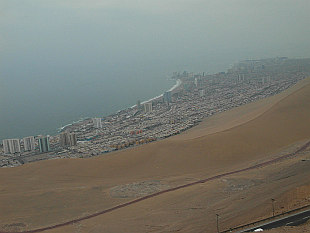 foggy evening arrival to Iquique