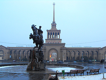 Sasuntsi David statue and Yerevan train station