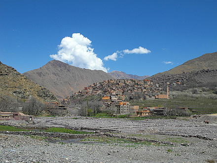 Aremd village