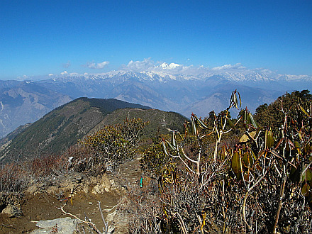view towards Ganesh Himal from 3750m